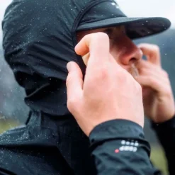 CHAQUETA COMPRESSPORT HURRICANE WATERPROOF 10/10
