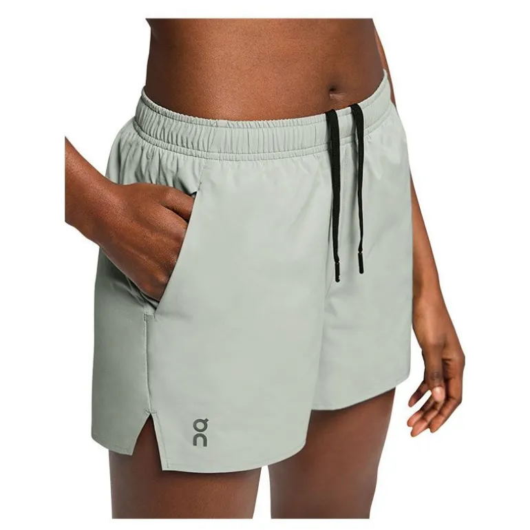 PANTALON CORTO ON RUNNING ESSENTIAL MUJER