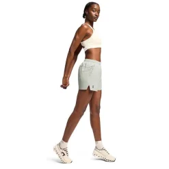 PANTALON CORTO ON RUNNING ESSENTIAL MUJER